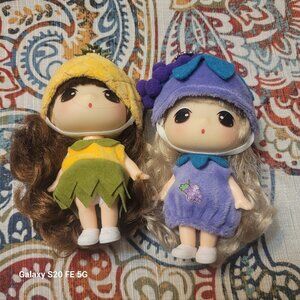 Two Ddung dolls
